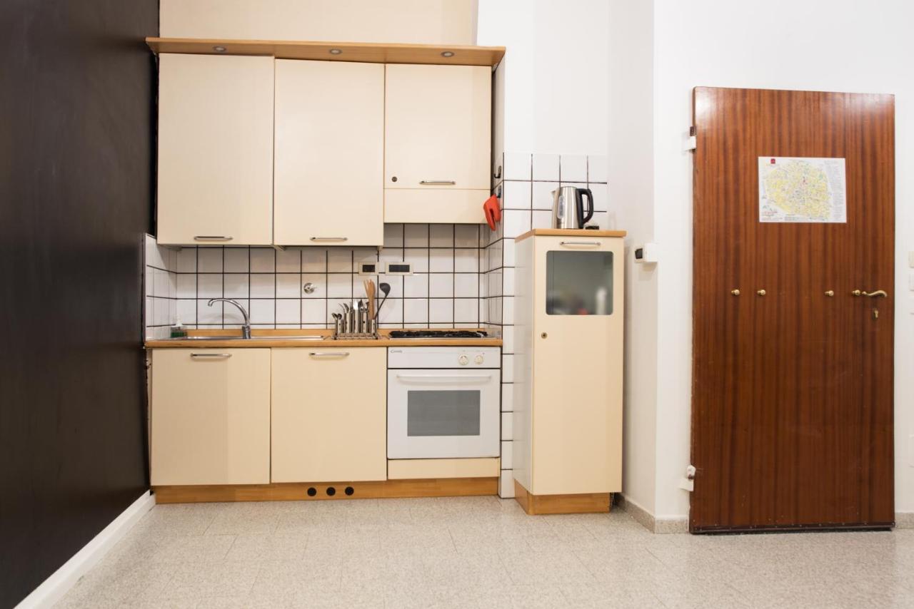 8- Tourist House Bologna - Light House - Self Check-In Appartement Buitenkant foto