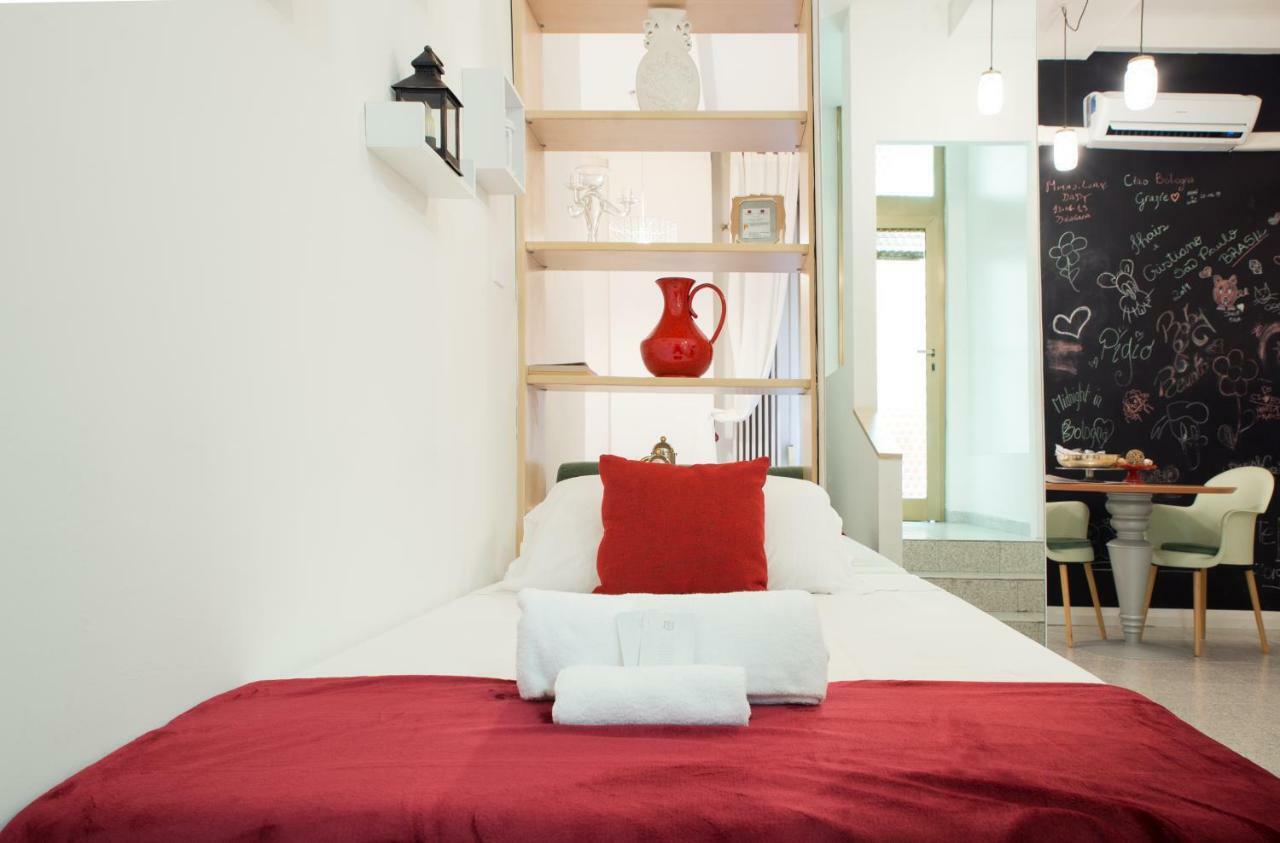 8- Tourist House Bologna - Light House - Self Check-In Appartement Buitenkant foto