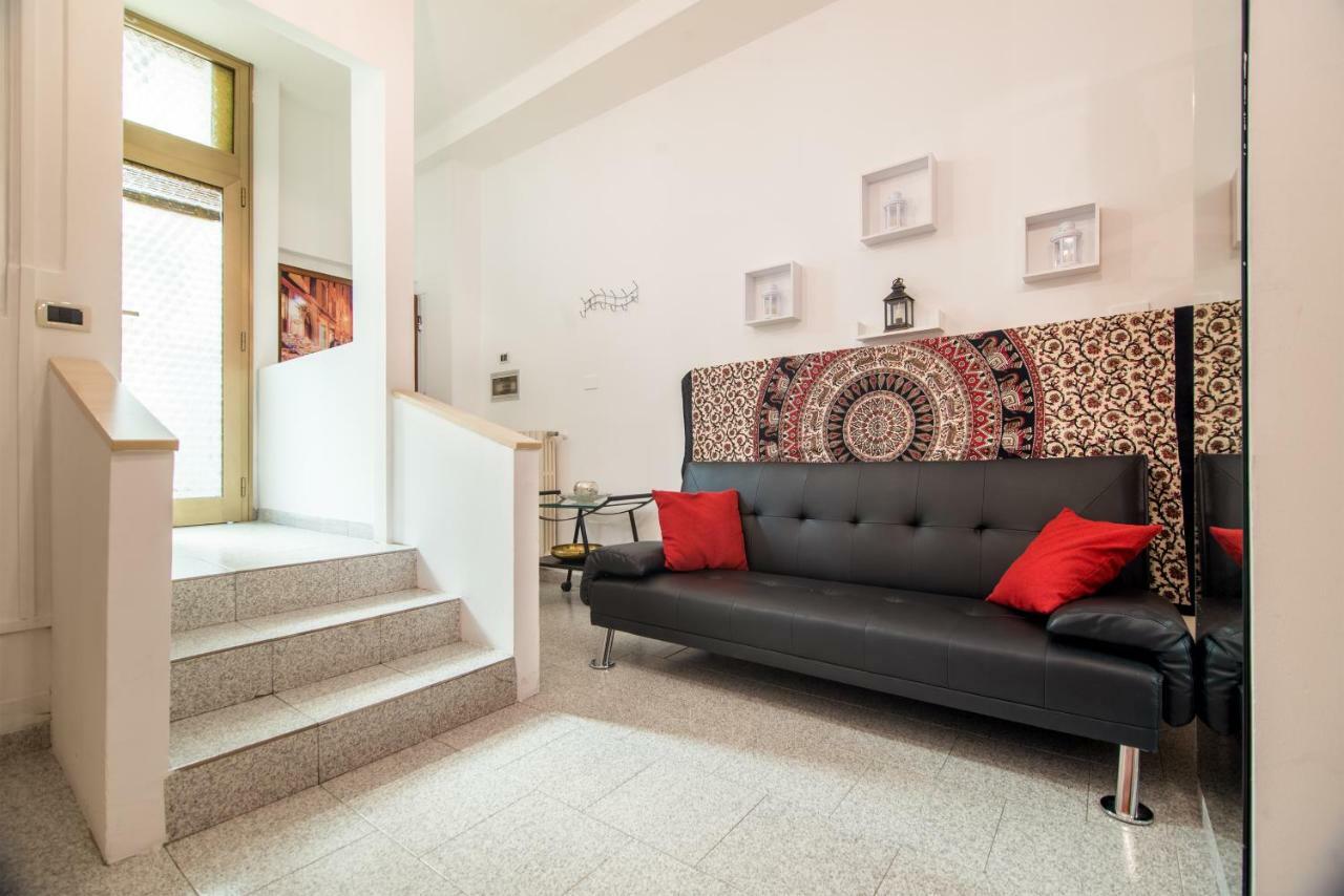 8- Tourist House Bologna - Light House - Self Check-In Appartement Buitenkant foto